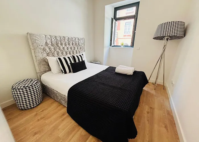 The Luciano House - Confortable & Апартаменты